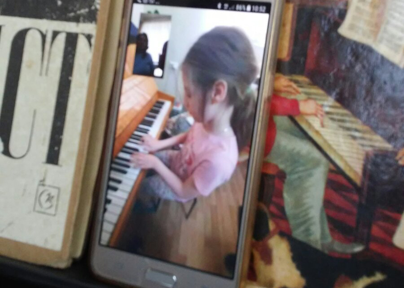 и