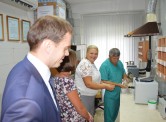 Представители Правительства Иркутской области   и  ООО «Т2 Мобайл» вручили  центру  реабилитационное оборудование 18.08.2016